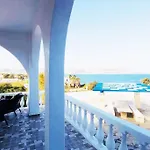 Seafront House Irini Науса