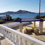 Seafront House Irini Náusza