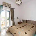 Nyaraló Seafront House Irini *