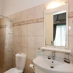 Seafront House Irini Náusza